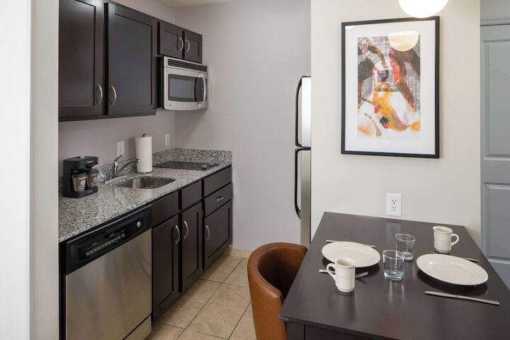 Homewood Suites by Hilton Huntsville - Downtown AL