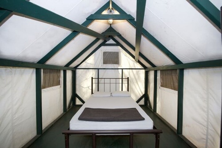 Room 13 of 24