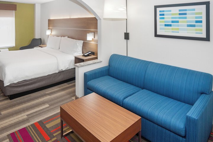 Room 16 of 29