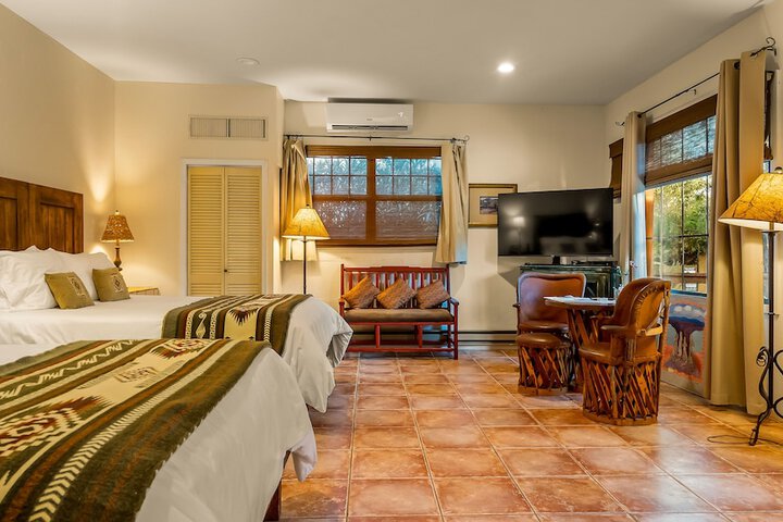 Tubac Country Inn