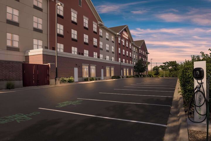 Hotel 2 of 94