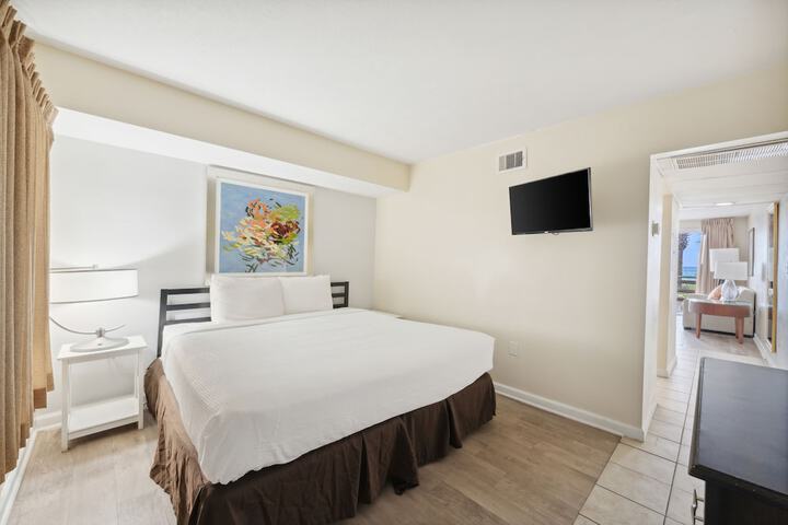 Room 34 of 59