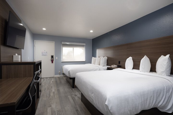 Days Inn by Wyndham Arroyo Grande / Pismo Beach