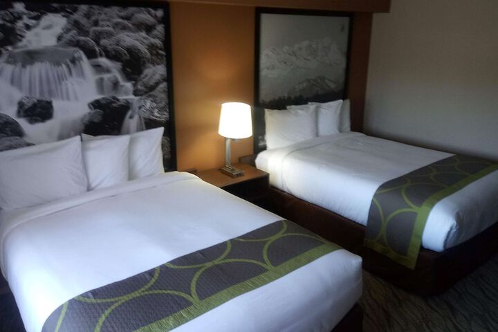 Room 4 of 14