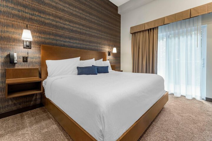 The Cranberry an Ascend Collection Hotel