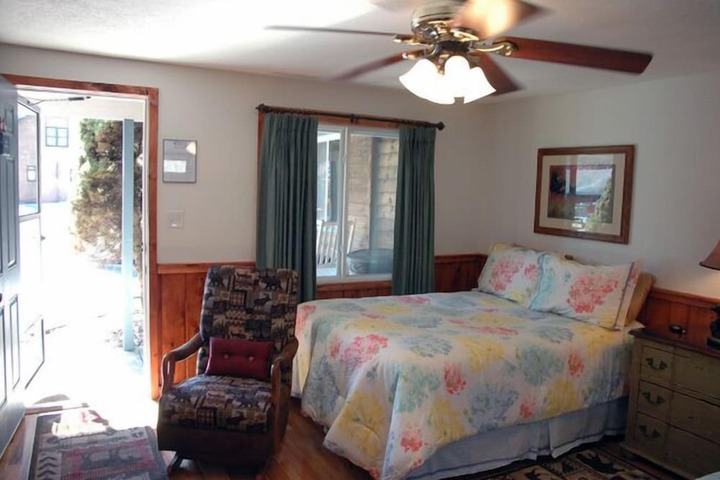 Room 79 of 191