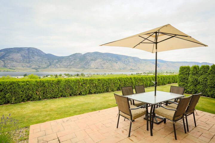 Terrace/Patio 24 of 32