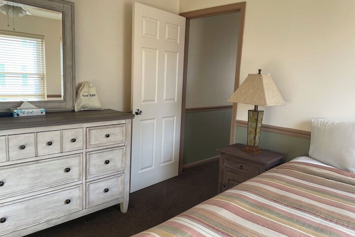 Room 114 of 185
