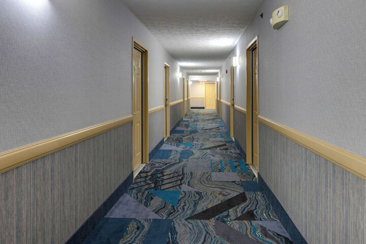 Ballroom/Hall 53 of 59