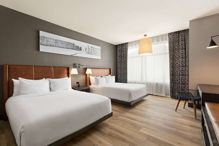Room 15 of 82