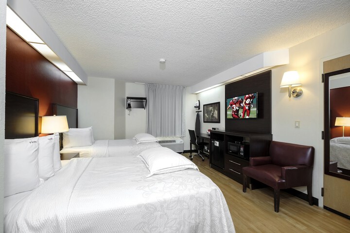 Room 21 of 49