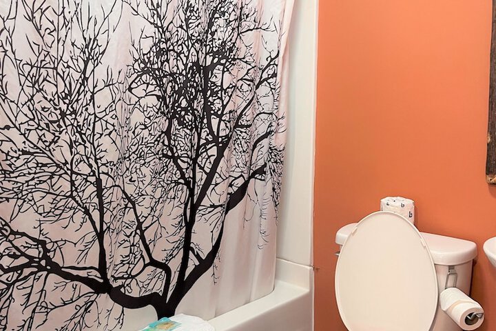 Room 65 of 77