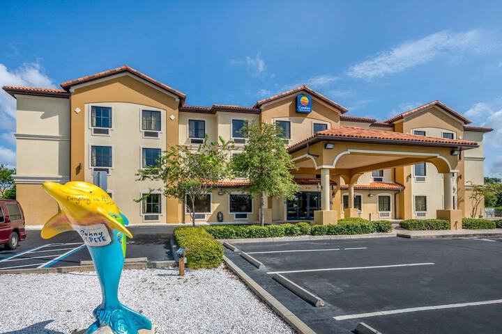 Hotel 3 of 60
