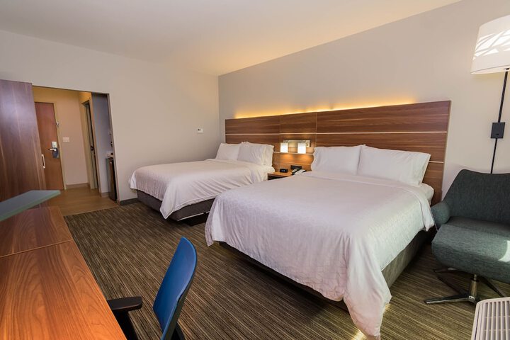 Room 20 of 36