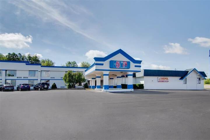 Studio 6 Suites Clarion PA
