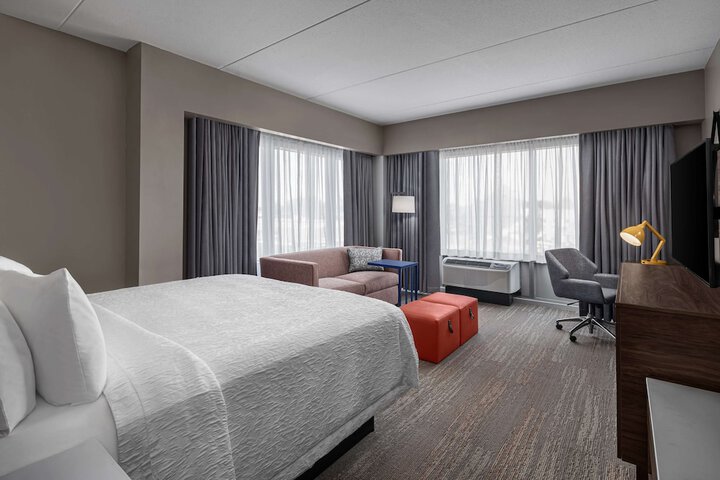 Room 9 of 31