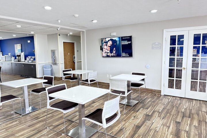 Microtel Inn & Suites by Wyndham Springfield