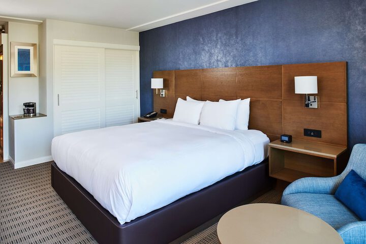 DoubleTree by Hilton Torrance - South Bay