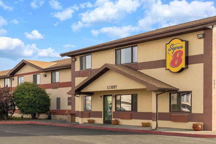 Hotel 5 of 52