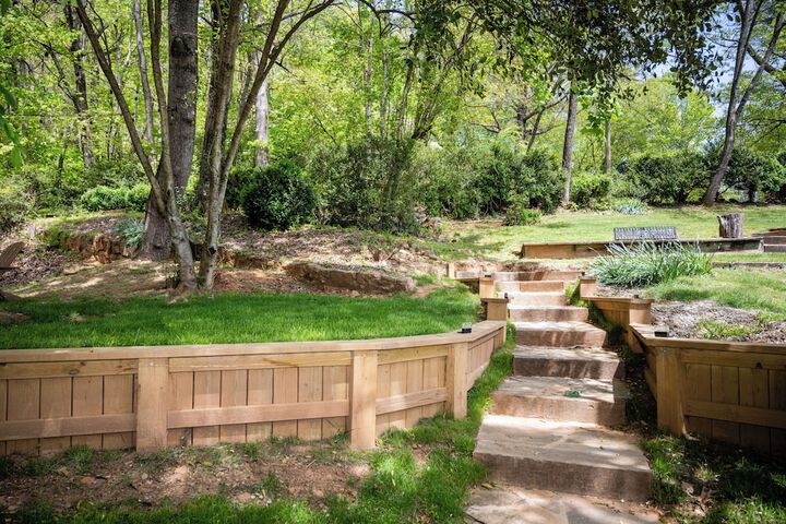 Mountain Aire Cottages Inn & Glamping