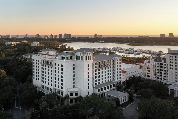 Hotel Effie Sandestin Autograph Collection