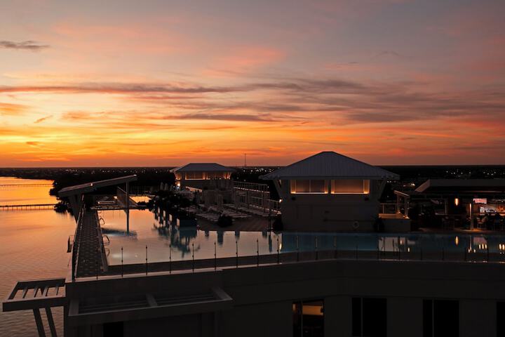 Sunseeker Resort Florida Gulf Coast Curio Collection Hilton