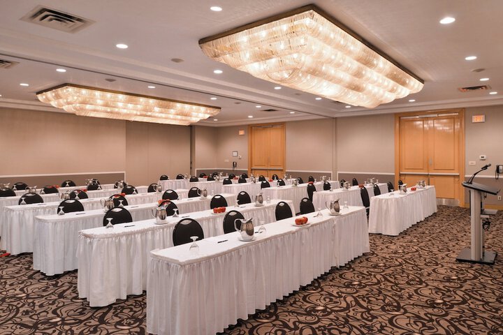 Delta Hotels by Marriott Regina