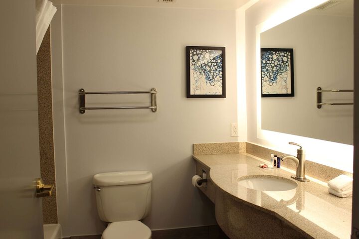 Room 17 of 54