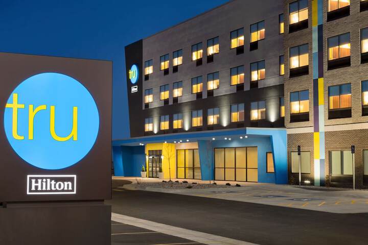 Tru by Hilton Cheyenne WY