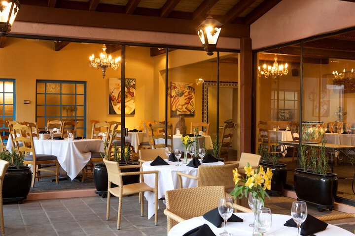 Dining 84 of 101