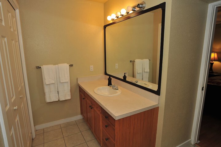 Room 6 of 29