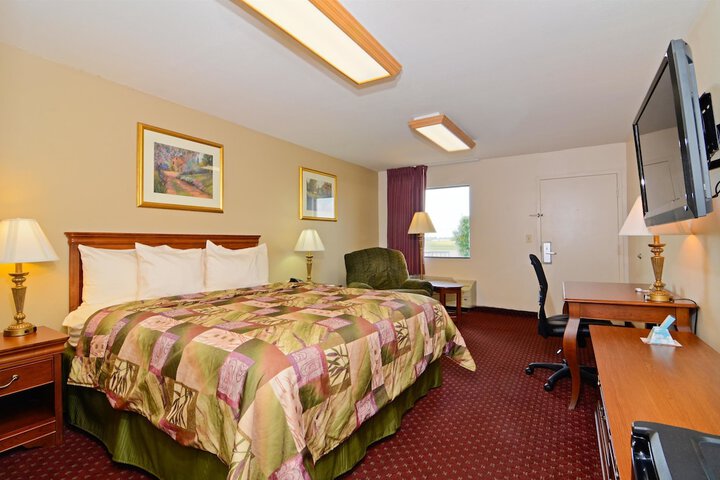 Room 15 of 46