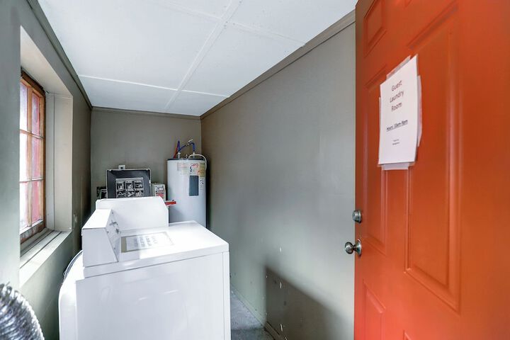 Room 14 of 18