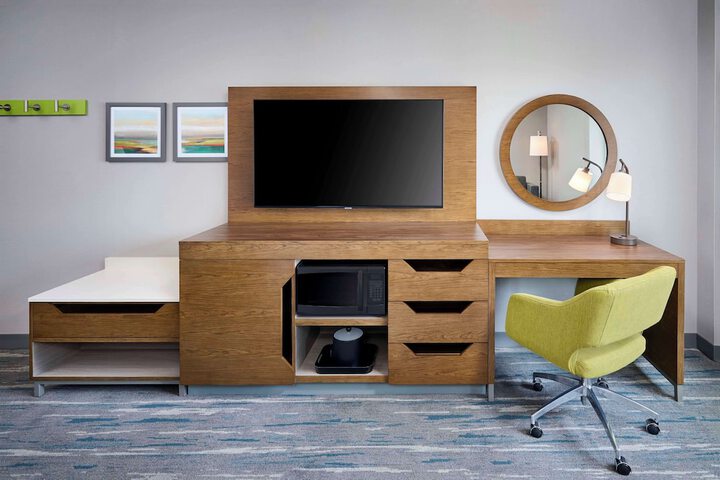 Room 15 of 23
