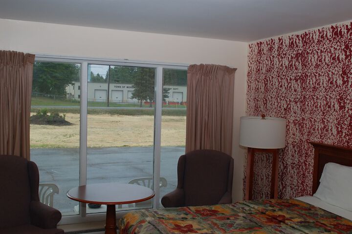 Room 19 of 61