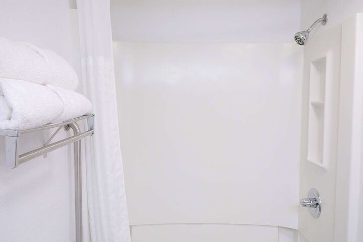 Room 17 of 26