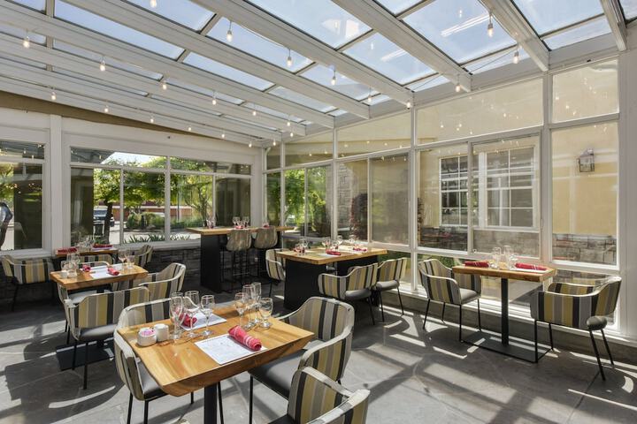 Hotel Indigo Napa Valley by IHG