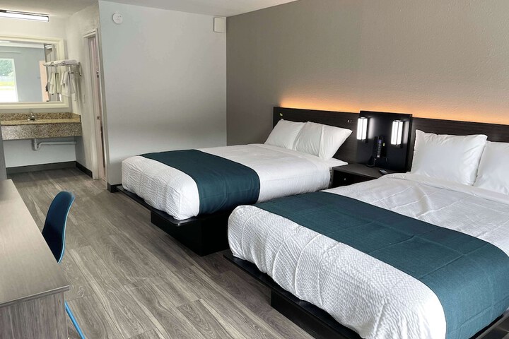 Room 25 of 26