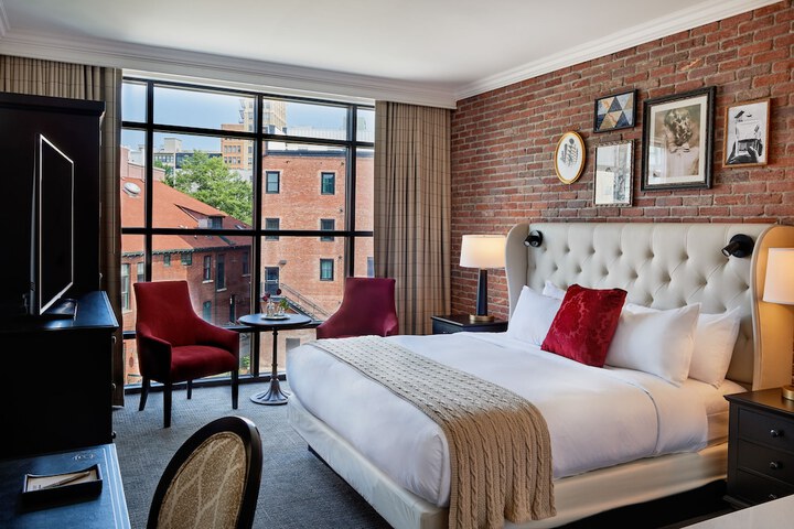 The Foundry Hotel Asheville Curio Collection by Hilton