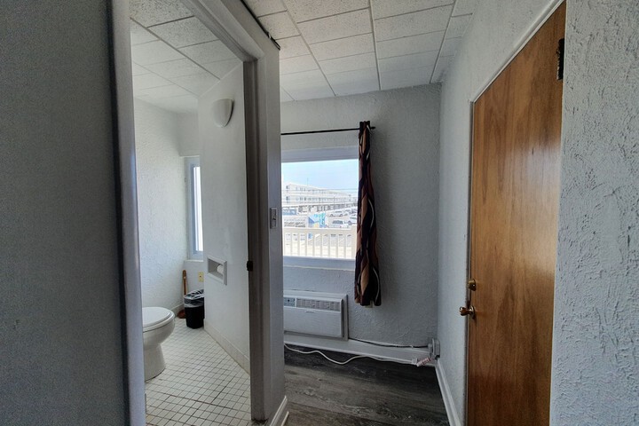 Room 17 of 56