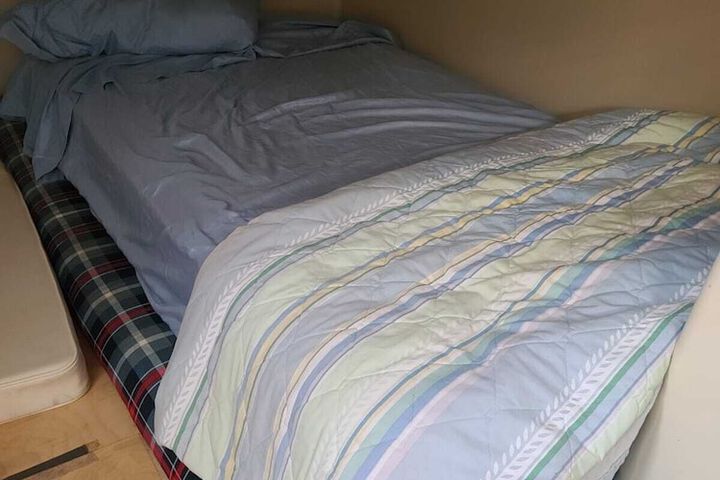 Room 48 of 68