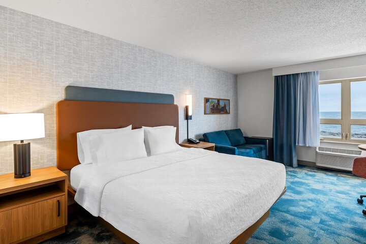 Hampton Inn Duluth Canal Park