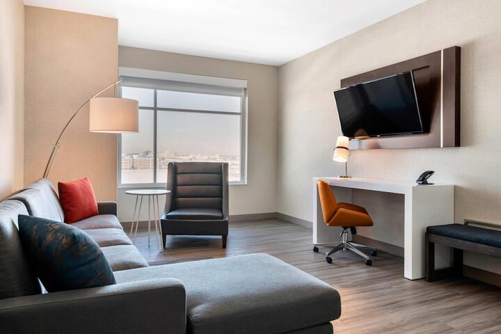 Cambria Hotel Bloomington Mall of America Minneapolis Airport
