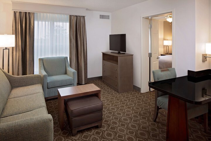 Room 10 of 29