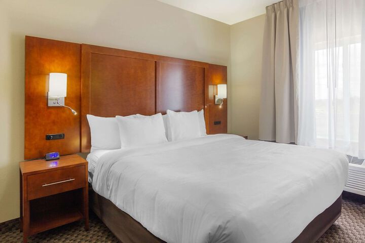 Room 21 of 35