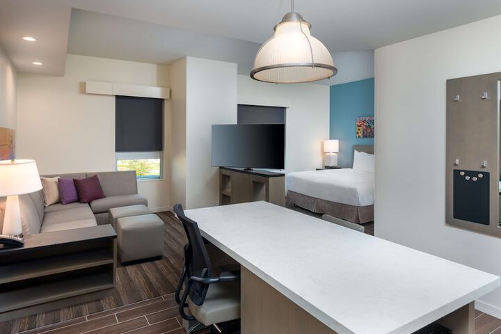 Room 29 of 60
