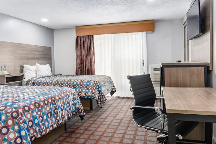 Room 27 of 36