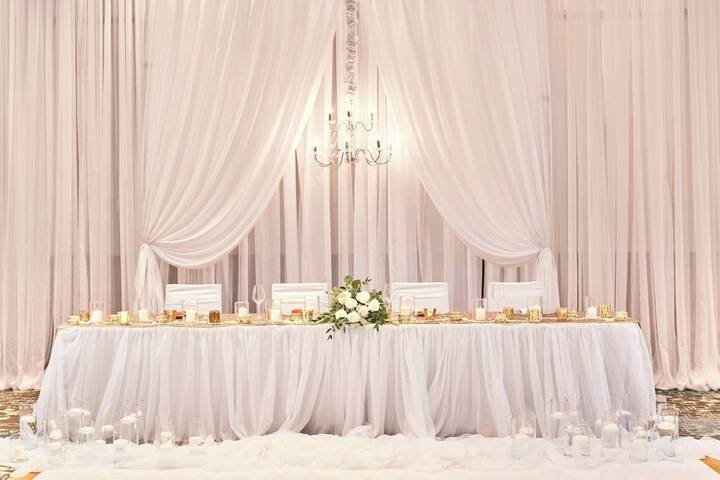 Ballroom/Hall 49 of 52