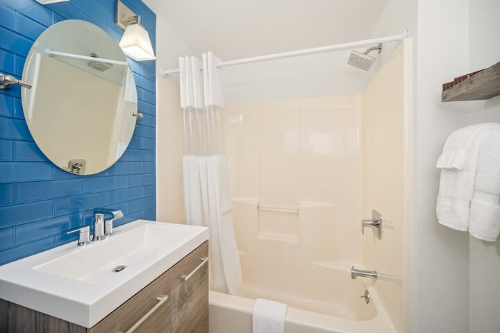 Room 20 of 42
