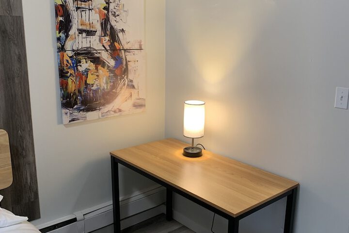 Room 28 of 75
